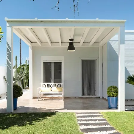 בית כפרי La Casita De La Florida קוניל דה לה פרונטרה